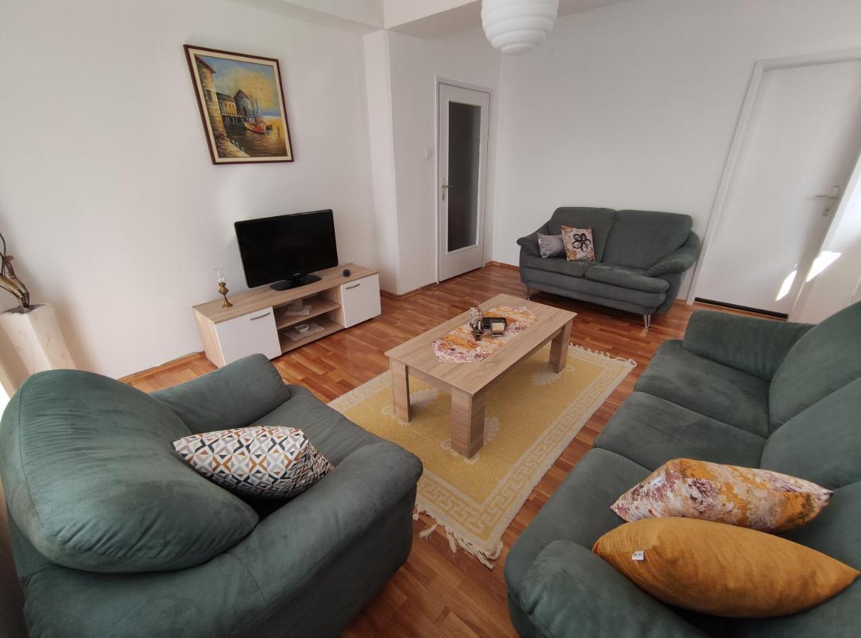 Charming & Spacious 2 Bedroom Apartment With A Gorgeous 8Th-Floor View أوهغيد المظهر الخارجي الصورة